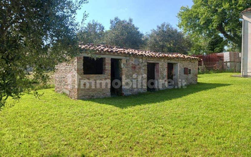 Casa colonica, da ristrutturare, 420 m², Torre, Cingoli — foto 27 di 33