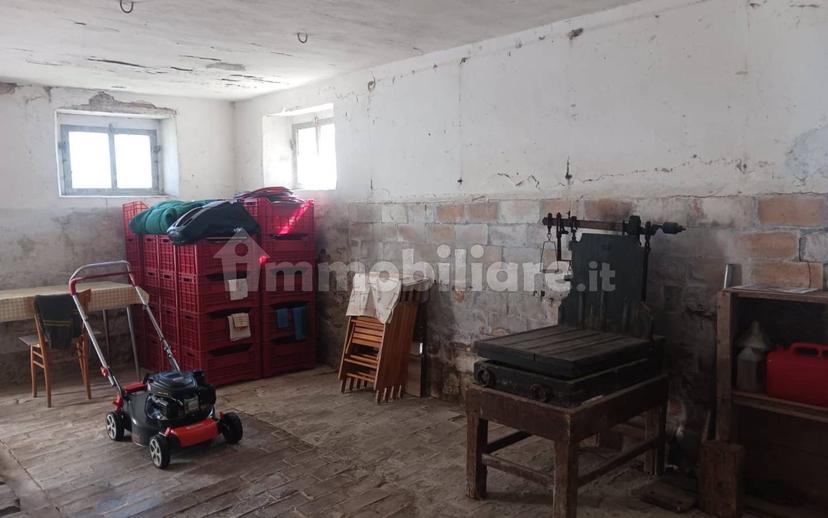 Casa colonica, da ristrutturare, 420 m², Torre, Cingoli — foto 19 di 33