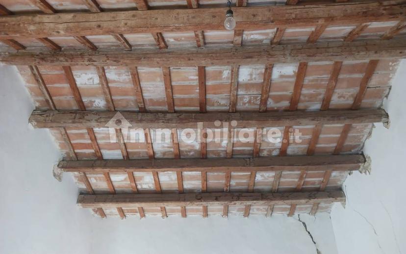 Casa colonica, da ristrutturare, 420 m², Torre, Cingoli — foto 12 di 33