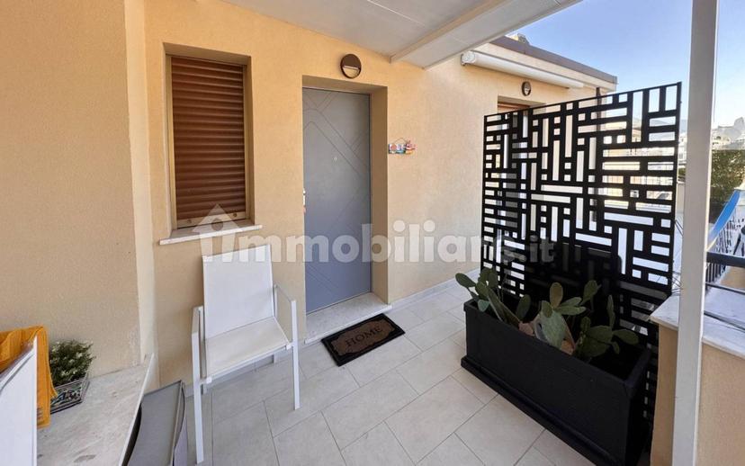 Attico via Como 33, Centro, Pietra Ligure — foto 10 di 31