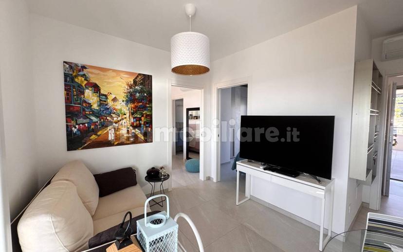 Attico via Como 33, Centro, Pietra Ligure — foto 8 di 31