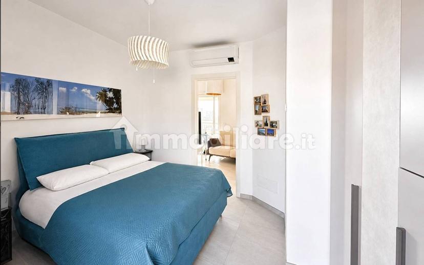Attico via Como 33, Centro, Pietra Ligure — foto 2 di 31