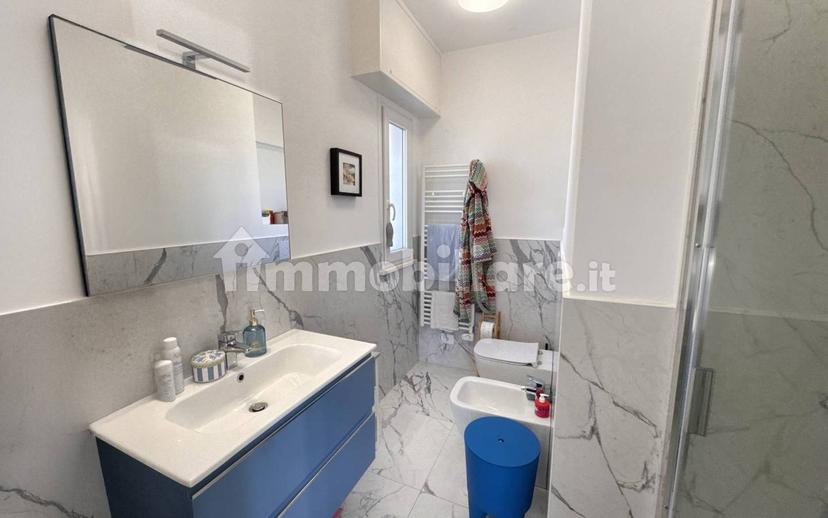Attico via Como 33, Centro, Pietra Ligure — foto 13 di 31