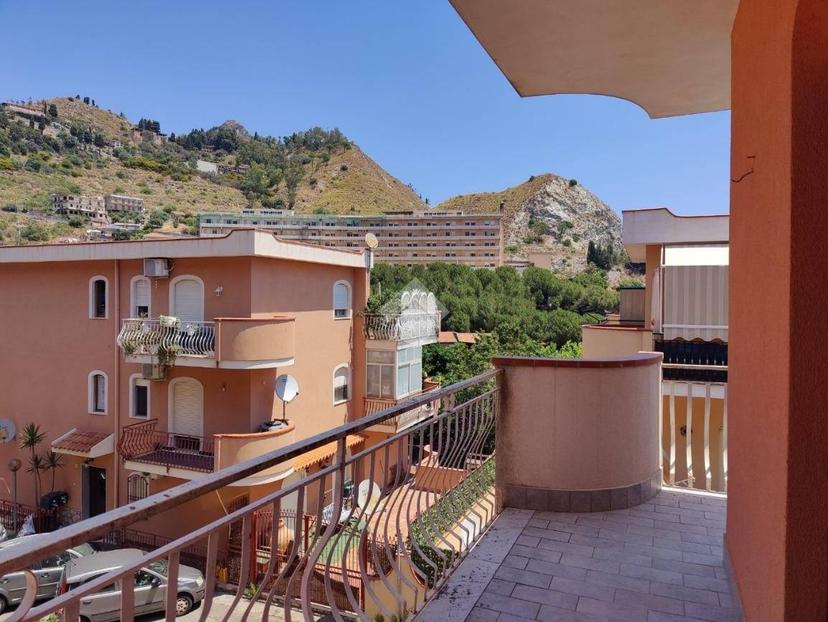 Trilocale via Dei Sei Mulini 22, Centro, Giardini-Naxos — foto 35 di 39