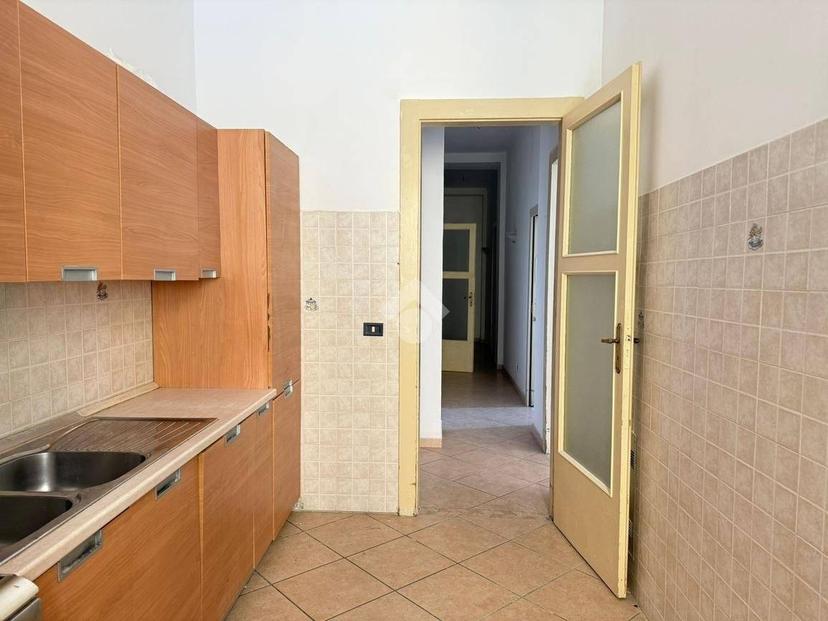 Trilocale via Manhes 22, Centro, Potenza — foto 4 di 22