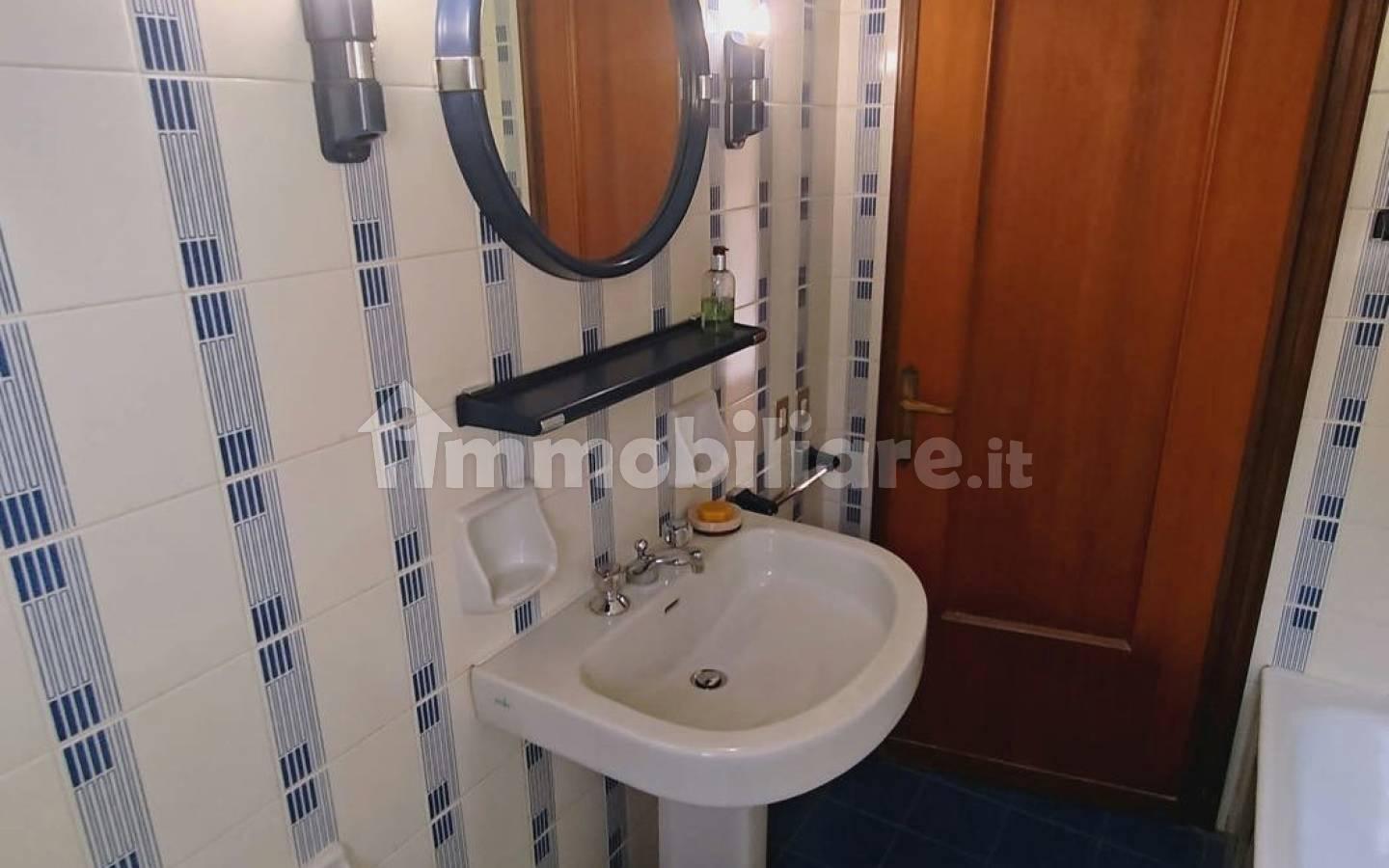Quadrilocale ADRIA via Lampertheim, 0, Centro, Adria