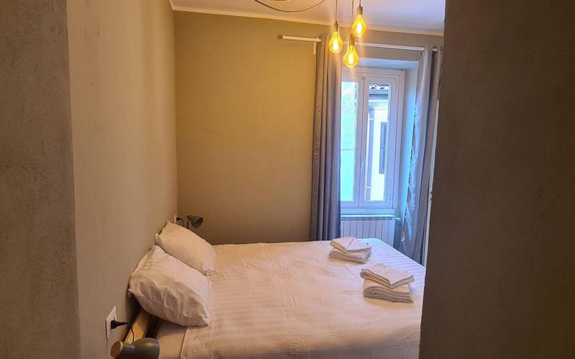 Stanza doppia via Felice Cavallotti 58, Luino — foto 11 di 15