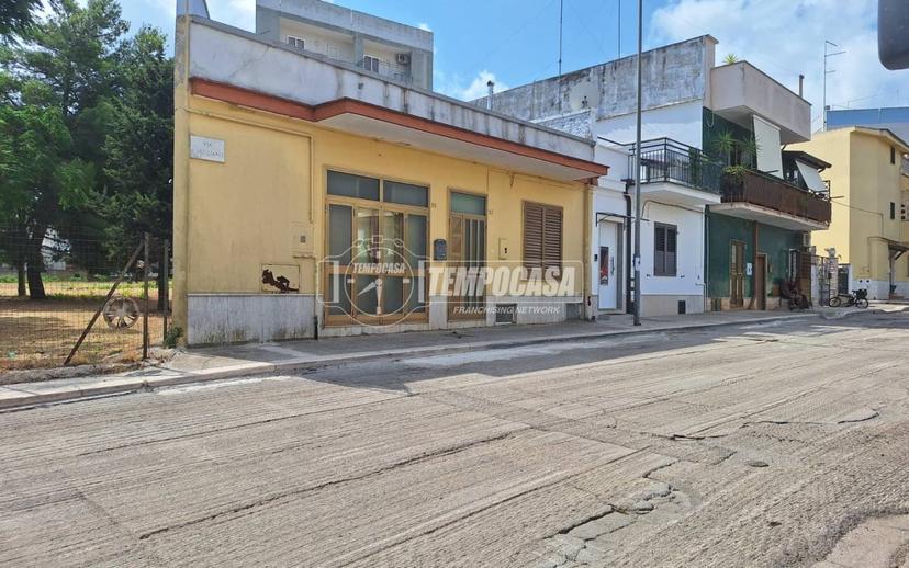 Terratetto unifamiliare via RUTIGLIANO, Casamassima — foto 5 di 18