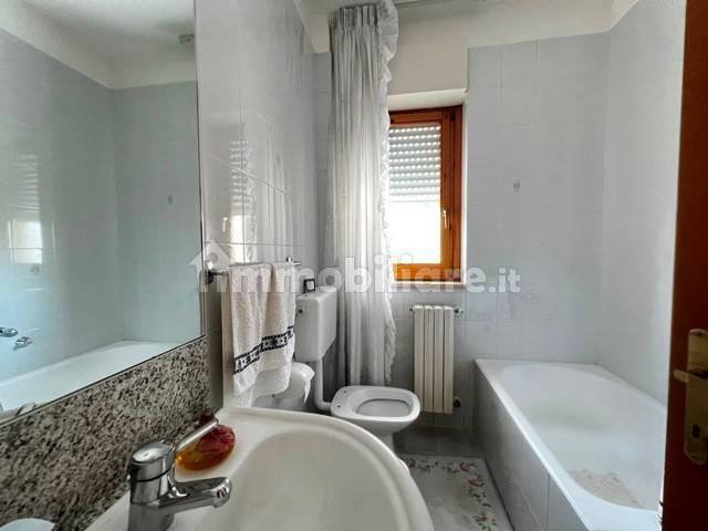 Bilocale via Villa Frisari, Bisceglie — foto 3 di 22