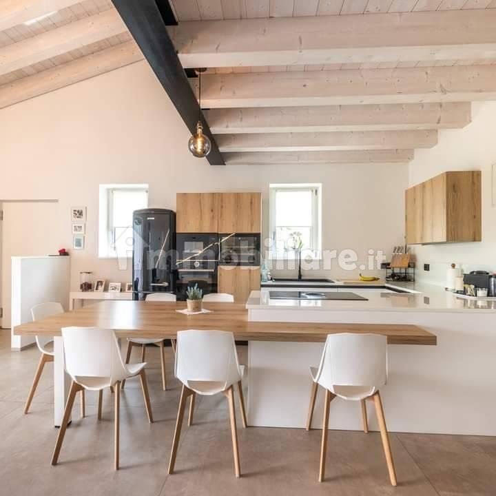 Villa unifamiliare, nuova, 239 m², Costermano sul Garda — foto 3 di 16