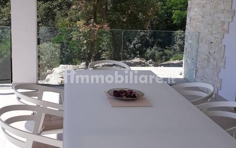 Villa unifamiliare, nuova, 239 m², Costermano sul Garda — foto 5 di 16