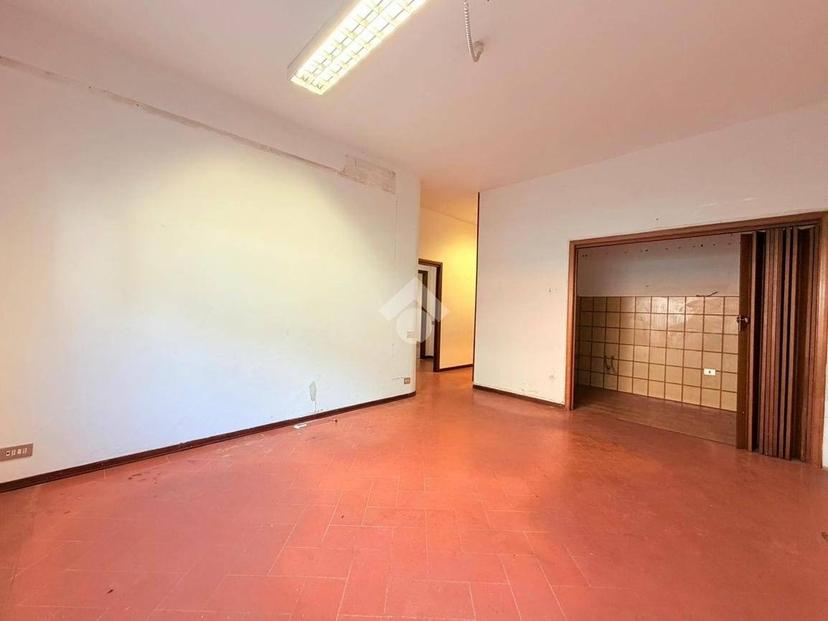 Quadrilocale via Piero della Francesca 22, Repubblica, Prato — foto 15 di 35