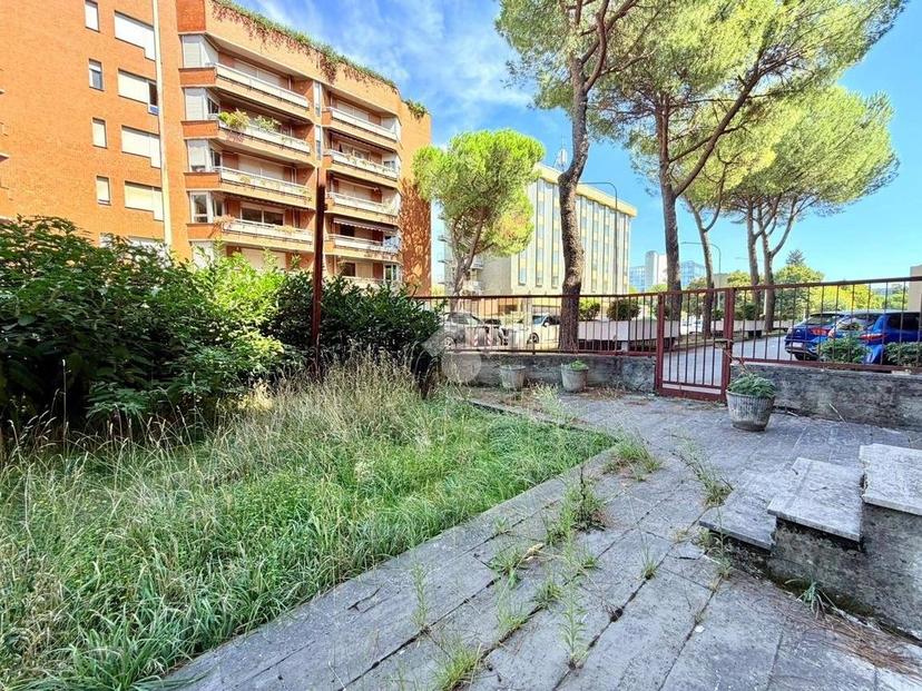 Quadrilocale via Piero della Francesca 22, Repubblica, Prato — foto 19 di 35