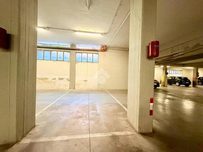 Quadrilocale via Piero della Francesca 22, Repubblica, Prato — foto 5 di 35