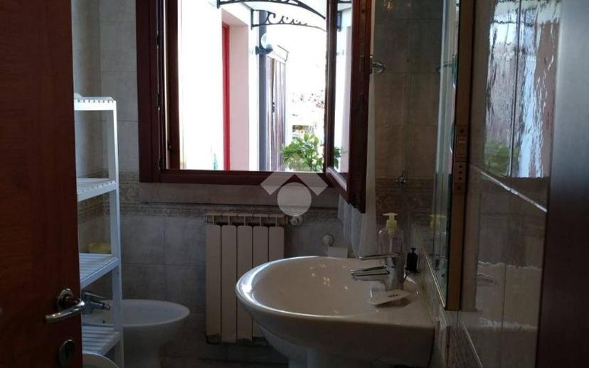 Bilocale buono stato, piano terra, Mira Taglio, Mira — foto 3 di 11