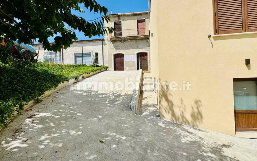 Villa unifamiliare corso Francesco Iorizzo 89, Villanova del Battista — foto 17 di 28