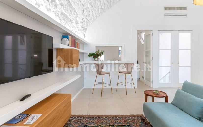 Trilocale ottimo stato, piano terra, Via Ludovico, Corso Umberto I, Vittorio Emanuele, Ostuni — foto 12 di 14