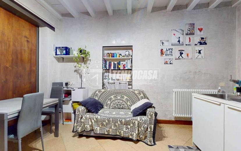 Monolocale via Bruno Buozzi 5, Centro, Mantova — foto 7 di 16