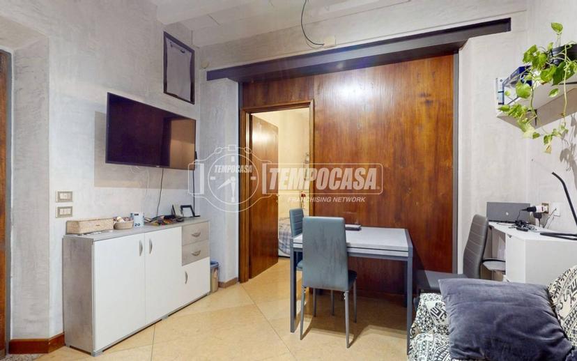 Monolocale via Bruno Buozzi 5, Centro, Mantova — foto 14 di 16