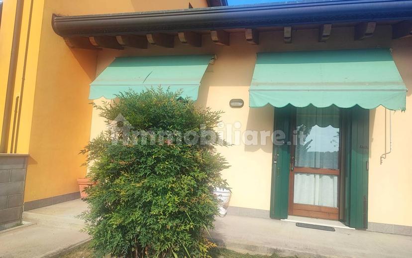 Trilocale ottimo stato, piano terra, Gazzuolo — foto 11 di 33