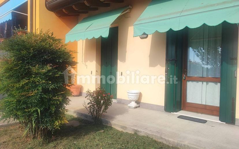 Trilocale ottimo stato, piano terra, Gazzuolo — foto 13 di 33