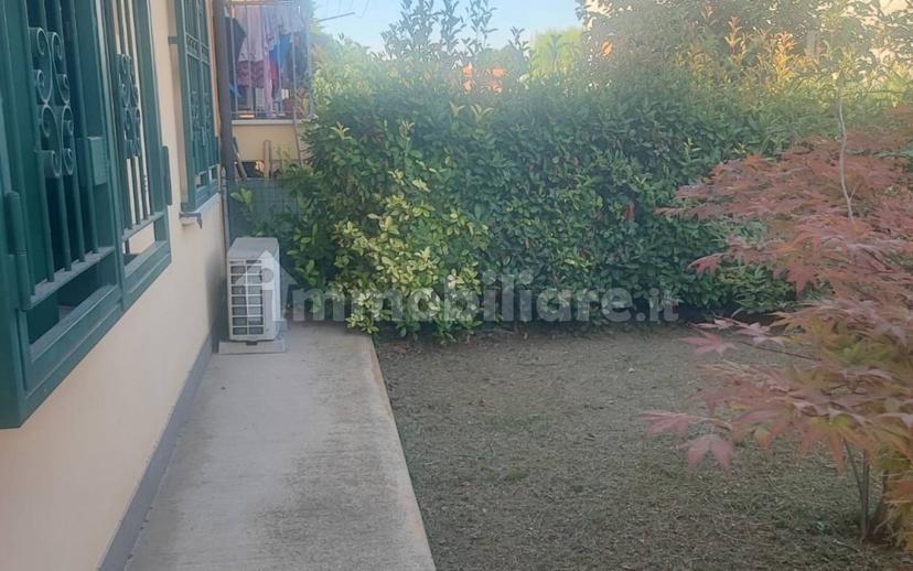 Trilocale ottimo stato, piano terra, Gazzuolo — foto 22 di 33