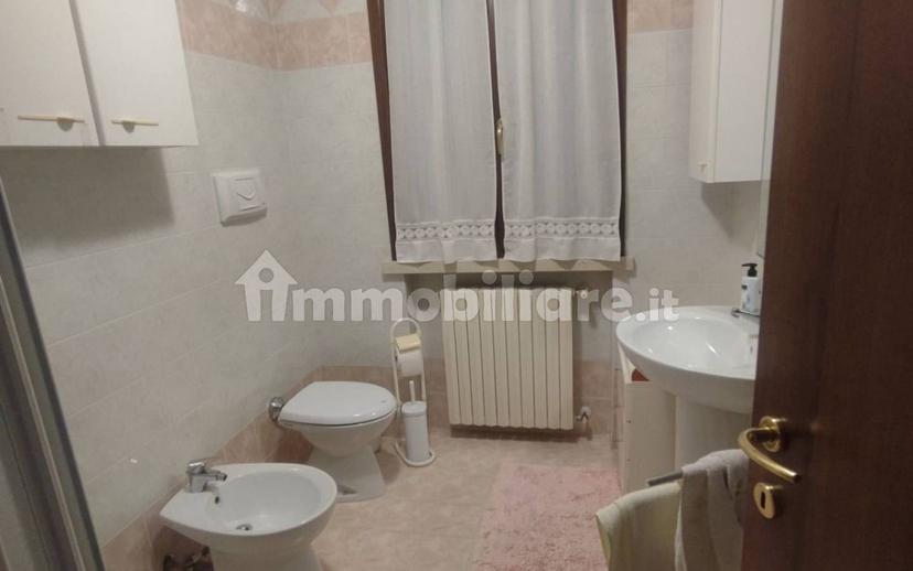 Trilocale ottimo stato, piano terra, Gazzuolo — foto 27 di 33