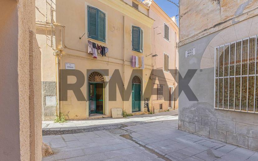 Trilocale via Esperson 16, Centro Storico, Sassari — foto 17 di 41