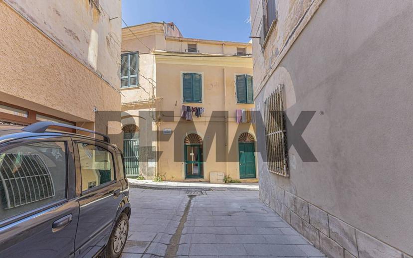 Trilocale via Esperson 16, Centro Storico, Sassari — foto 36 di 41