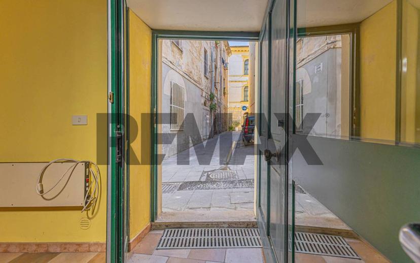 Trilocale via Esperson 16, Centro Storico, Sassari — foto 4 di 41