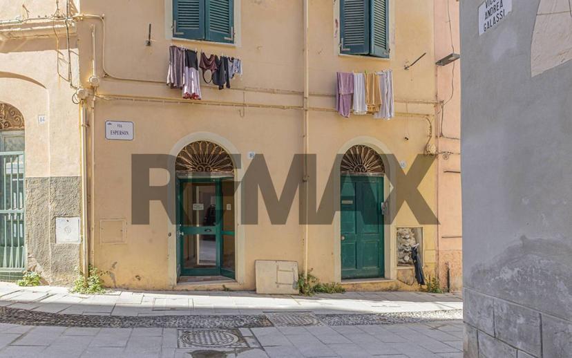 Trilocale via Esperson 16, Centro Storico, Sassari — foto 31 di 41