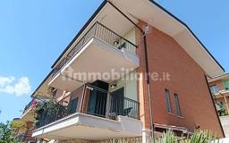 Villa unifamiliare via Monte San Luca 45, Centro, Minturno