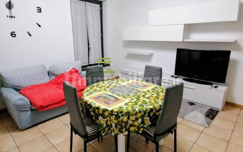 Bilocale via Giovanni Reich 102, Centro, Torre Boldone — foto 2 di 17