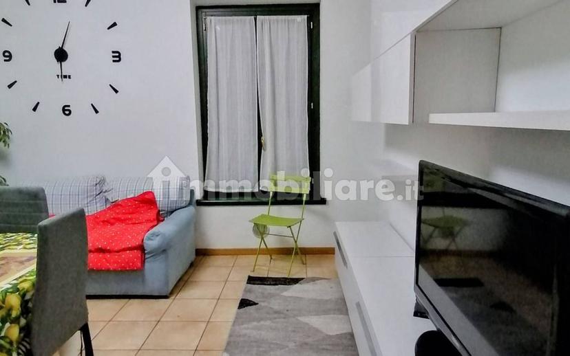 Bilocale via Giovanni Reich 102, Centro, Torre Boldone — foto 8 di 17