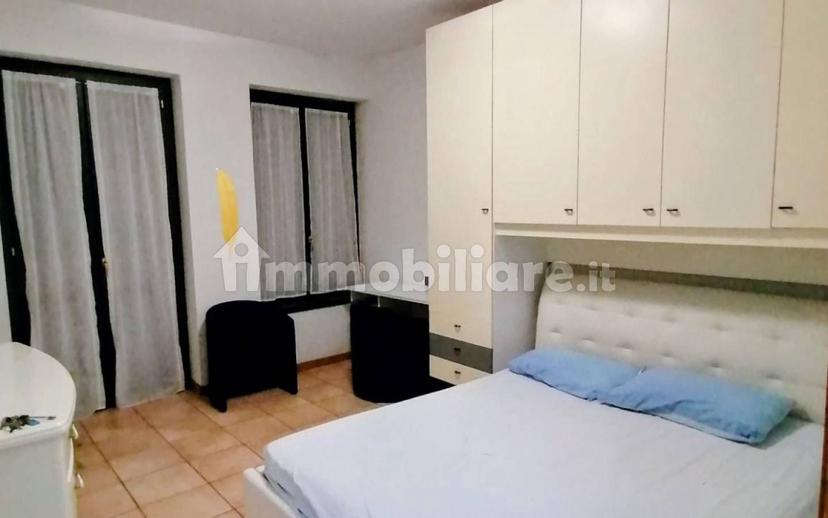 Bilocale via Giovanni Reich 102, Centro, Torre Boldone — foto 5 di 17