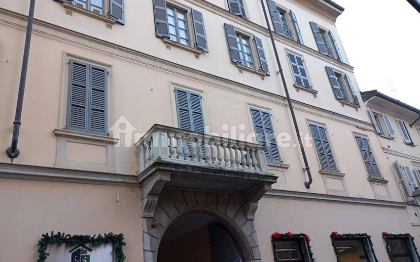 Quadrilocale via Francesco Dominioni 3, Centro Storico, Novara — foto 4 di 18