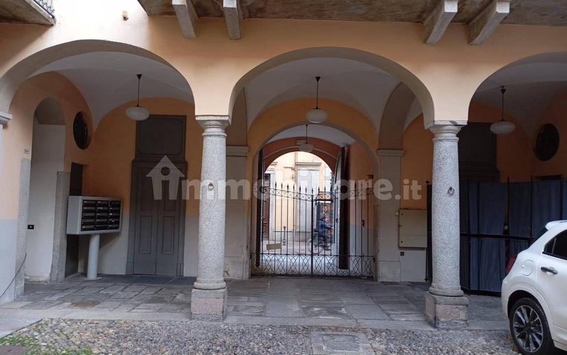 Quadrilocale via Francesco Dominioni 3, Centro Storico, Novara — foto 16 di 18