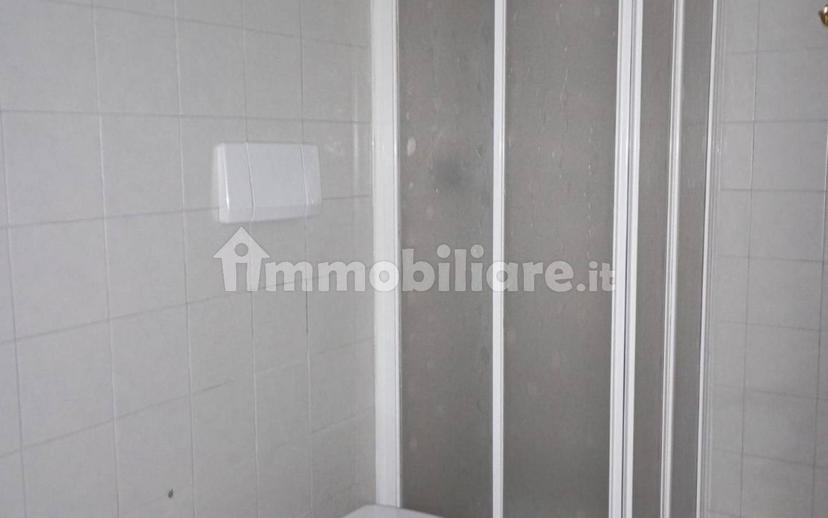 Quadrilocale via Francesco Dominioni 3, Centro Storico, Novara — foto 9 di 18