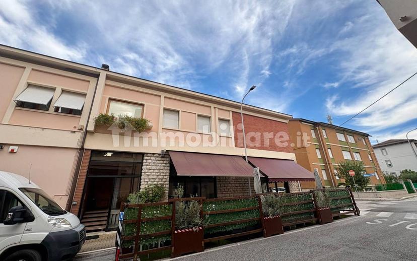 Appartamento via Petruio 10, Centro, Fabriano — foto 19 di 34