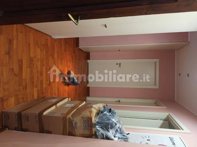 Appartamento via Ludovico Ariosto 24, Semicentro, Vercelli — foto 9 di 11