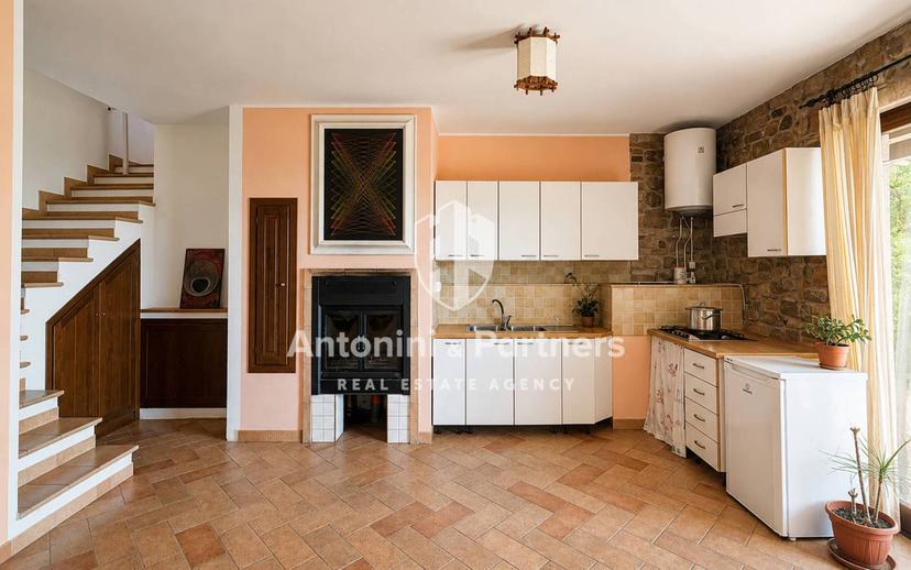 Casale via XXIV Maggio, Centro, San Venanzo — foto 10 di 35