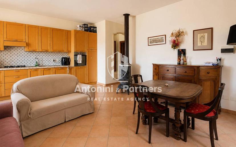 Casale via XXIV Maggio, Centro, San Venanzo — foto 7 di 35