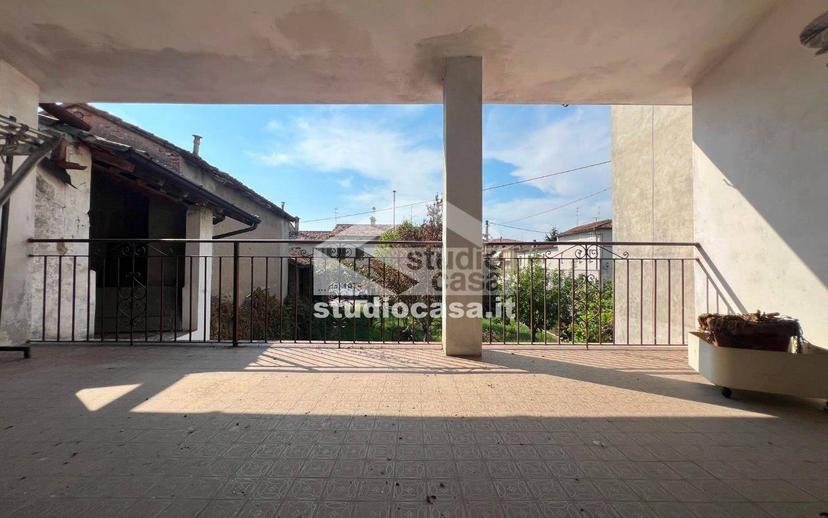 Terratetto unifamiliare 170 m², da ristrutturare, Santa Maria, San Bernardino, Castelnuovo, Crema — foto 2 di 41