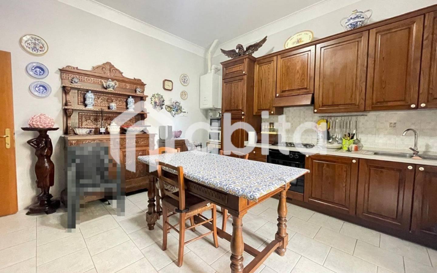 Villa a schiera via trieste, Città, Montevarchi