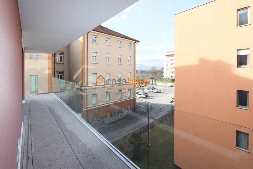 Trilocale nuovo, terzo piano, Centro, Bolzano — foto 7 di 7