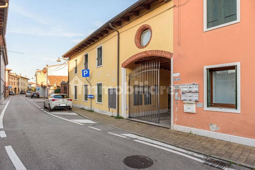 Trilocale via Trento Trieste 54, Centro, San Vito di Leguzzano — foto 14 di 17
