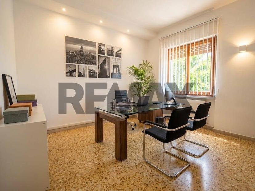 Quadrilocale via sforza 9, Avenza, Carrara — foto 3 di 7