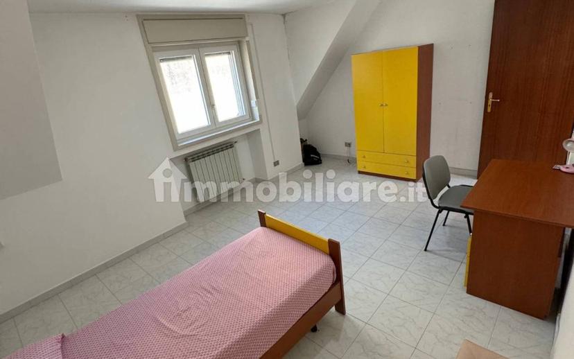 Quadrilocale via Pergusa 46, Centro, Enna — foto 2 di 16