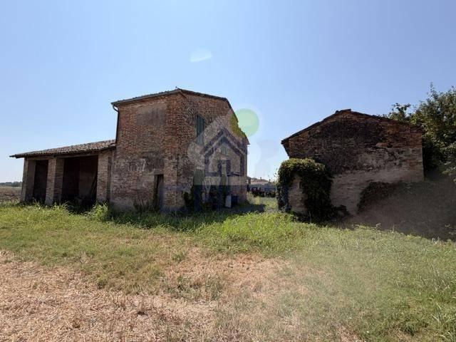 Cascina Strada Ardenga, San Pietro in Cerro — foto 12 di 25