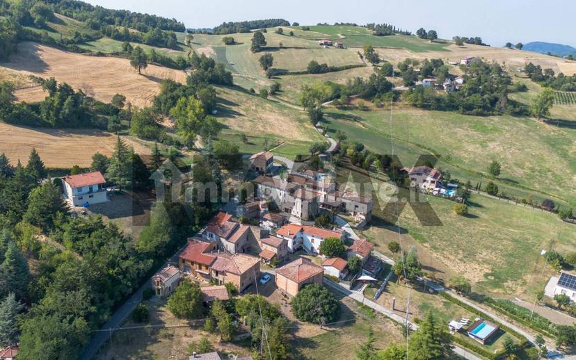 Terratetto plurifamiliare Strada Iggio -, Iggio, Pellegrino Parmense — foto 3 di 54